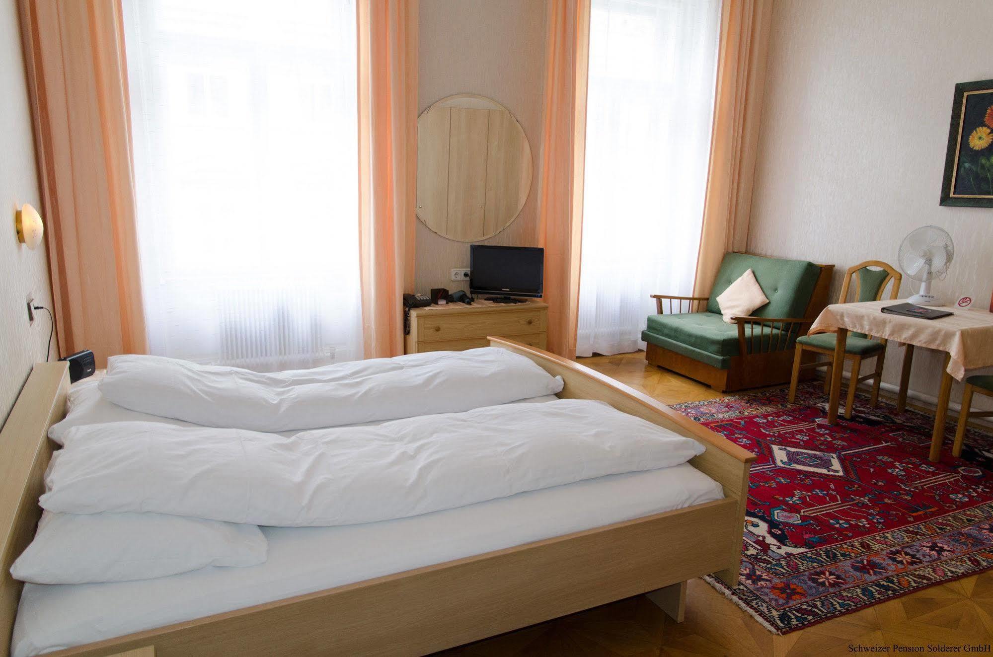 Schweizer Pension Solderer Вена Экстерьер фото